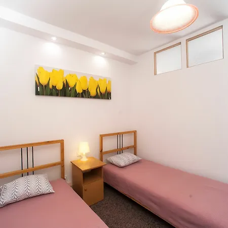 Apartamenty Dobranoc - Wawer Warsaw Exterior photo